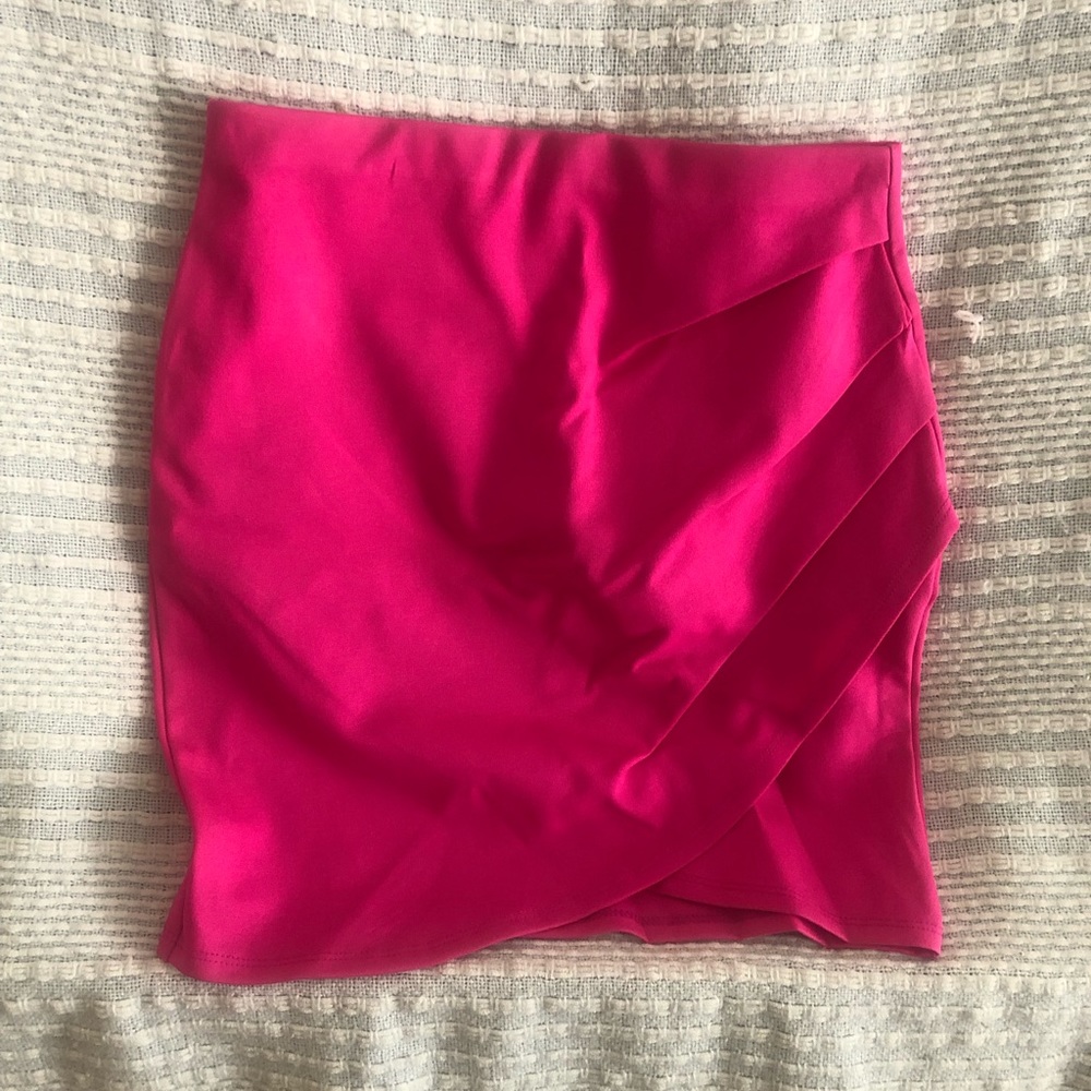 Hot pink tulip style mini skirt